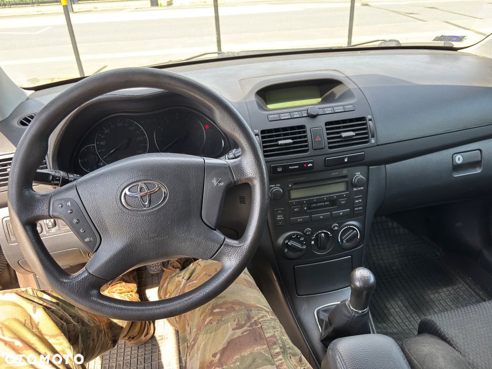 Toyota Avensis 1.8 VVT-i Terra - 5