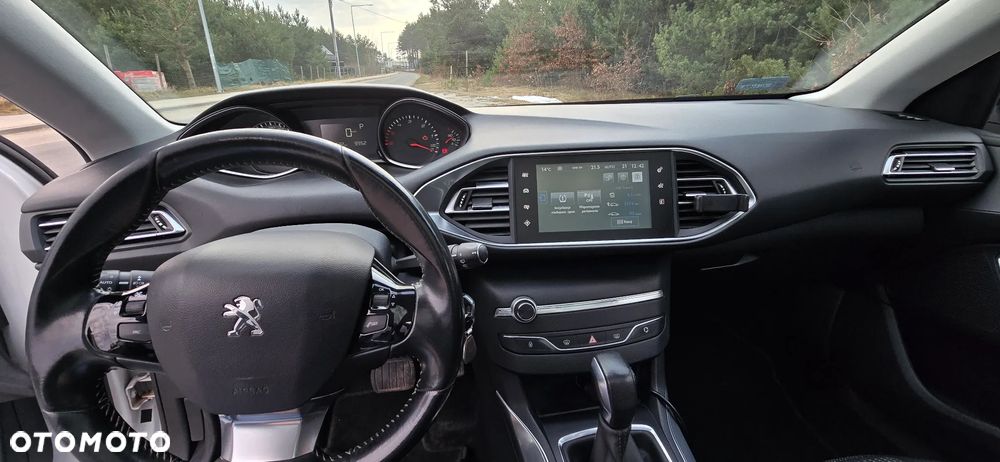 Peugeot 308 - 4