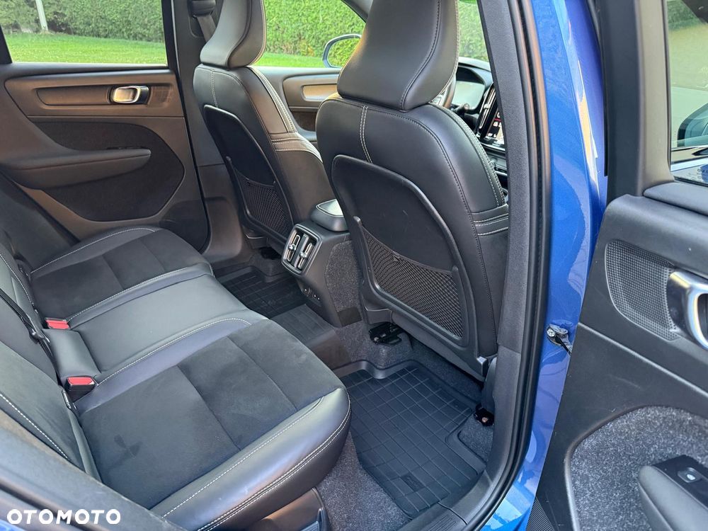 Volvo XC 40 T5 AWD R-Design - 24