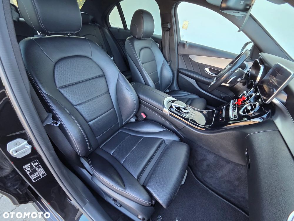 Mercedes-Benz Klasa C 300 BlueTEC Hybrid 7G-TRONIC Edition 1 - 10