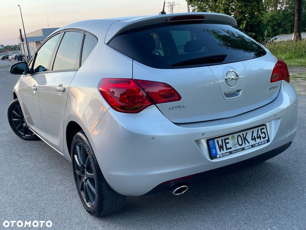 Opel Astra 1.4 Turbo Selection - 4