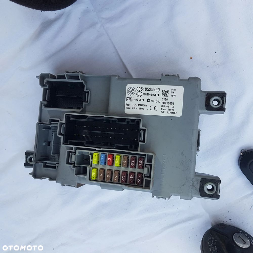 STEROWNIK komputer bsi kluczyk 2 szt zestaw startowy silnika od SKRZYNI AUTOMATYCZNEJ robot selespeed FIAT 500 fiorino grande punto evo mito idea musa ypsilon doblo bravo II panda MAGNETI MARELLI IAW5SF9.MS 51847332 - 12