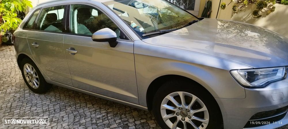 Audi A3 Sportback - 3