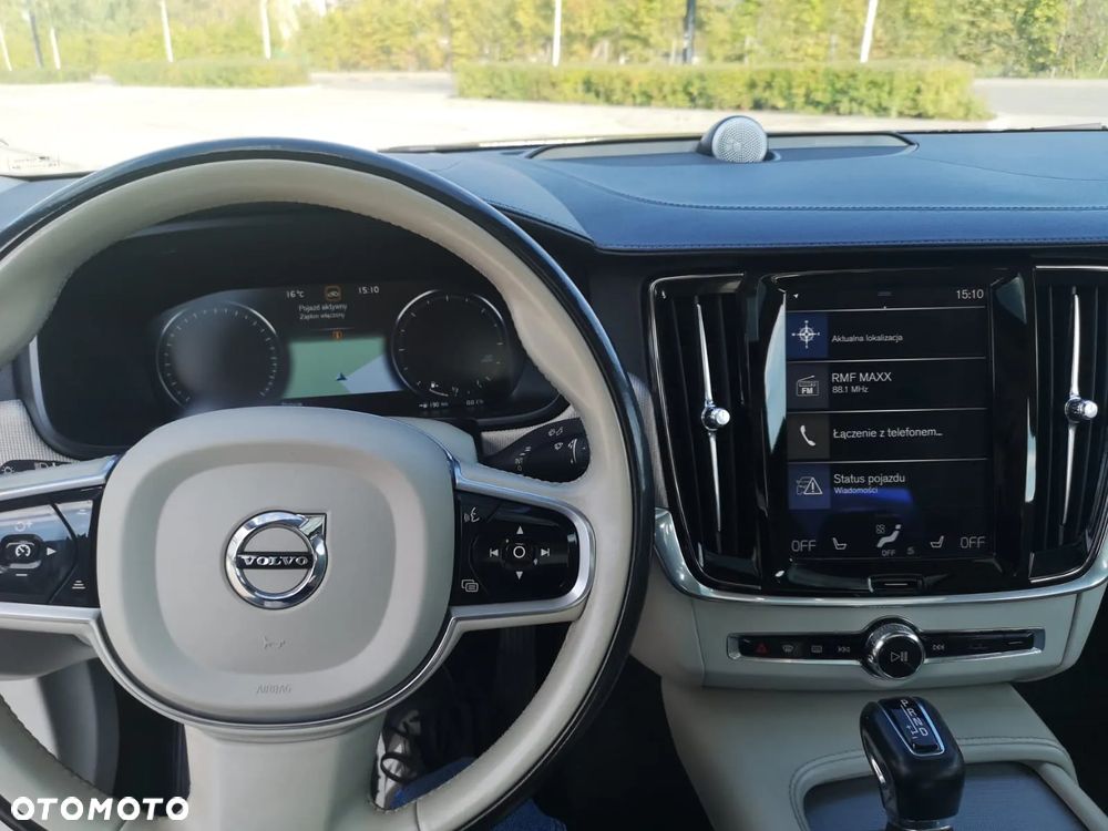 Volvo S90 - 5