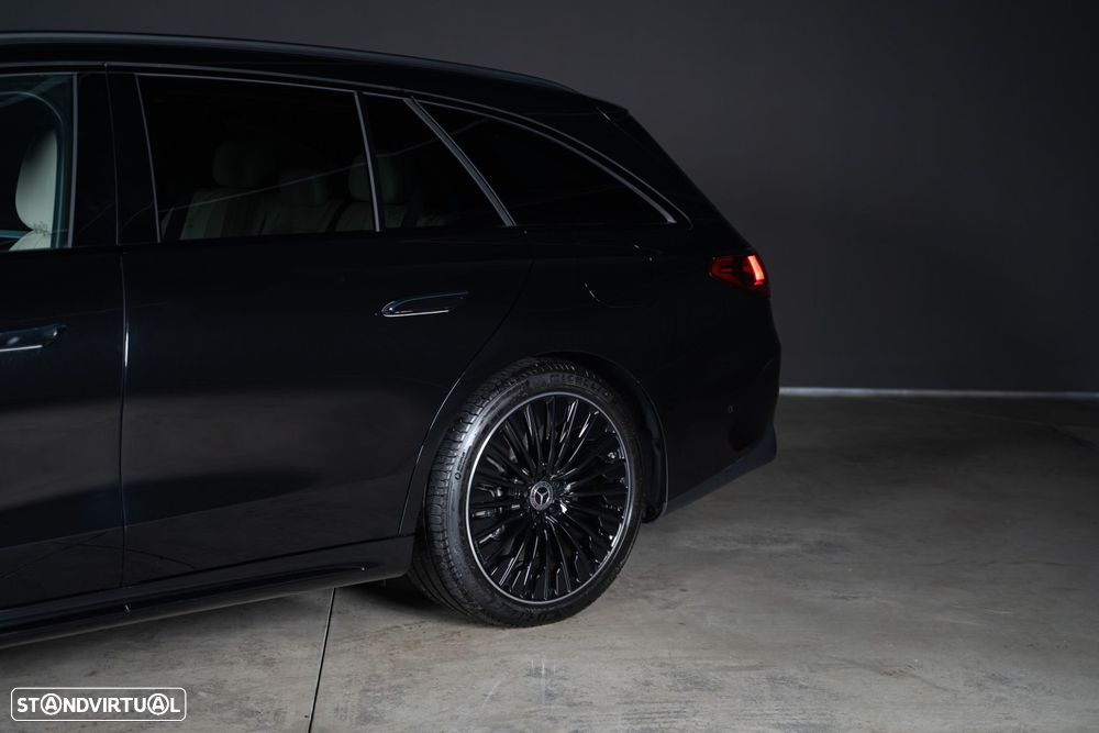 Mercedes-Benz E 300 Standard - 10