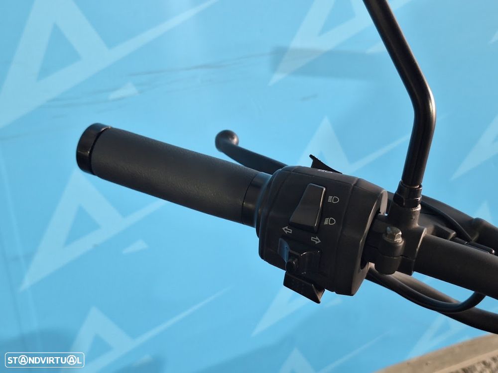 UM Renegade Comando 125 - 8