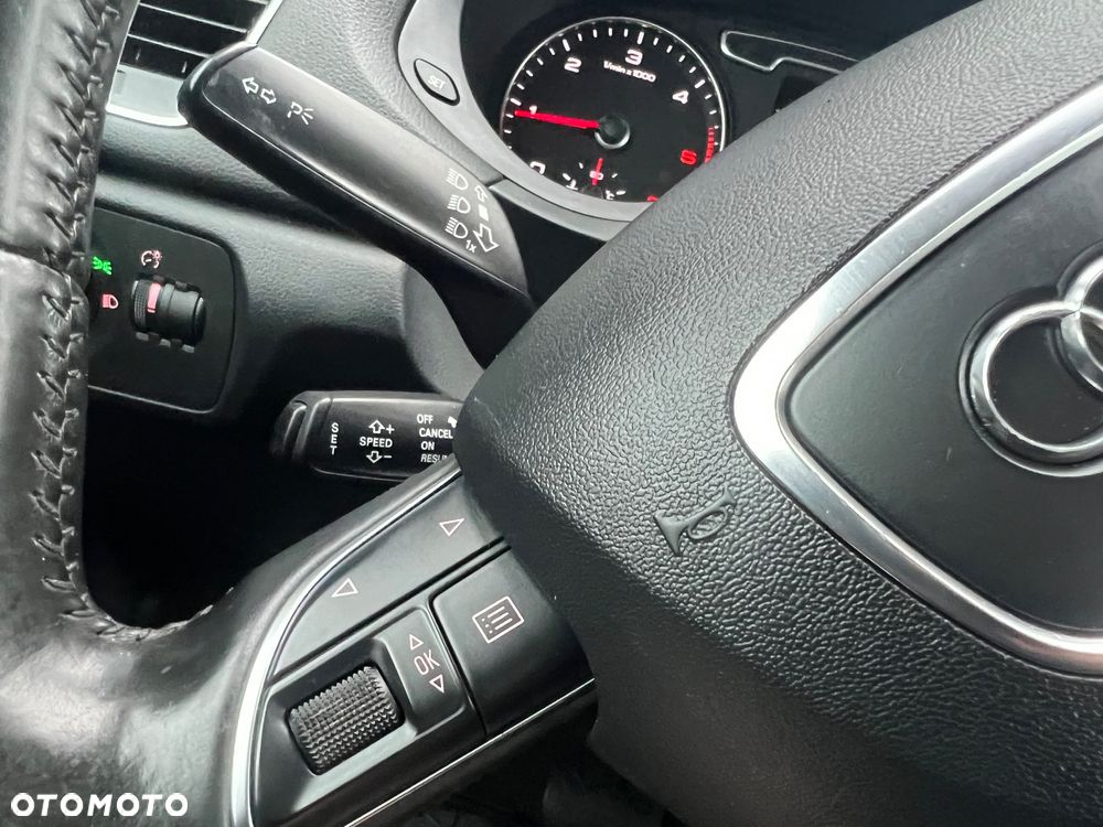 Audi Q3 2.0 TDI Quattro S tronic - 27