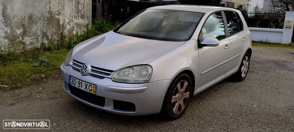 VW Golf 2.0 TDi Confortline - 2