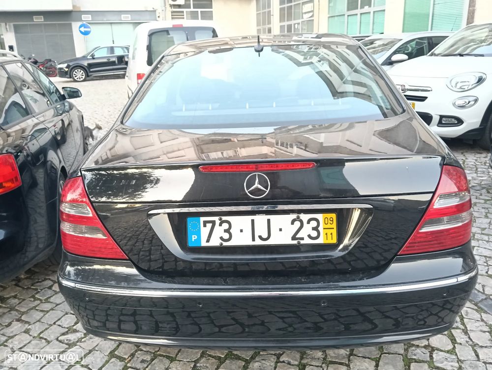 Mercedes-Benz E 320 - 27