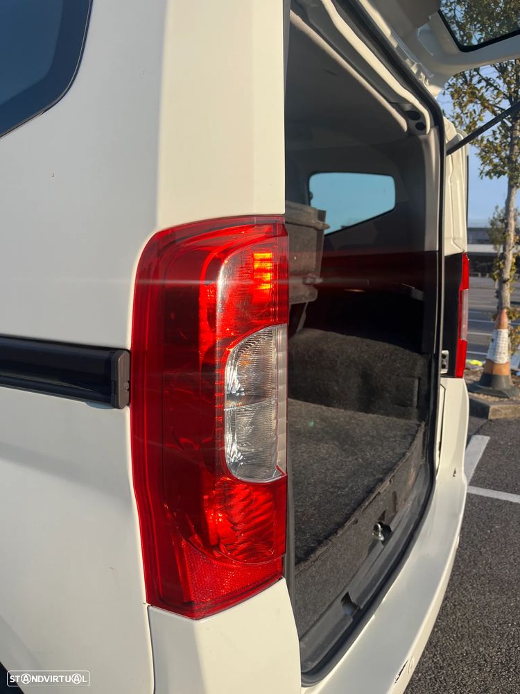 Fiat Qubo 1.4 8V Lounge - 10