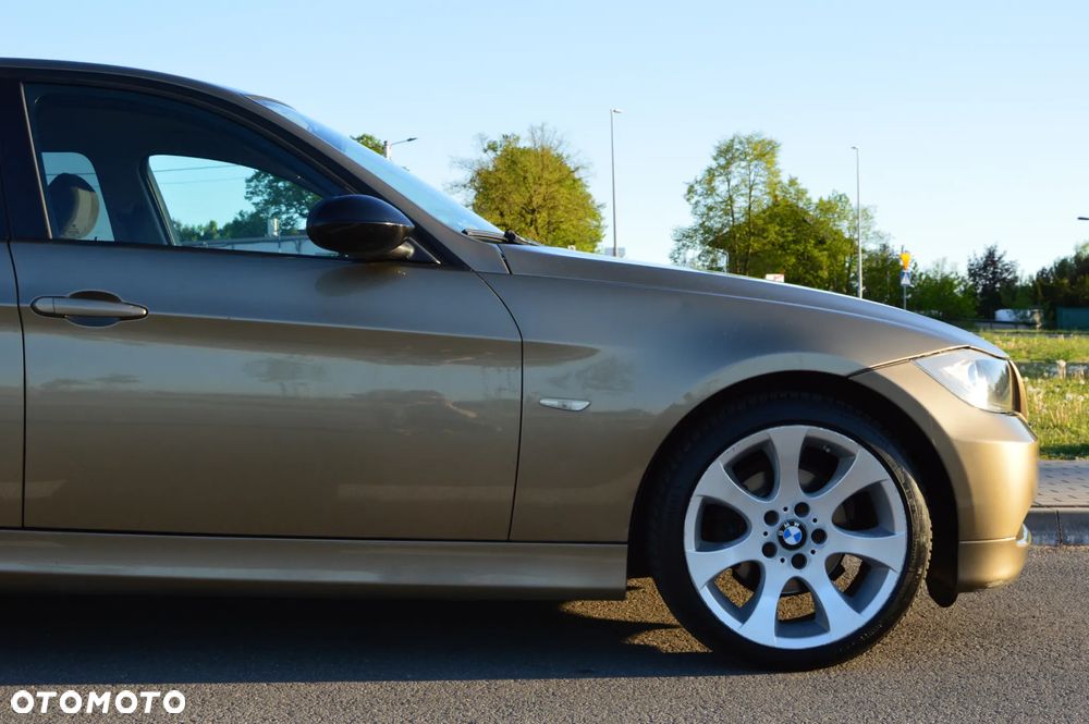 BMW Seria 3 318d - 5