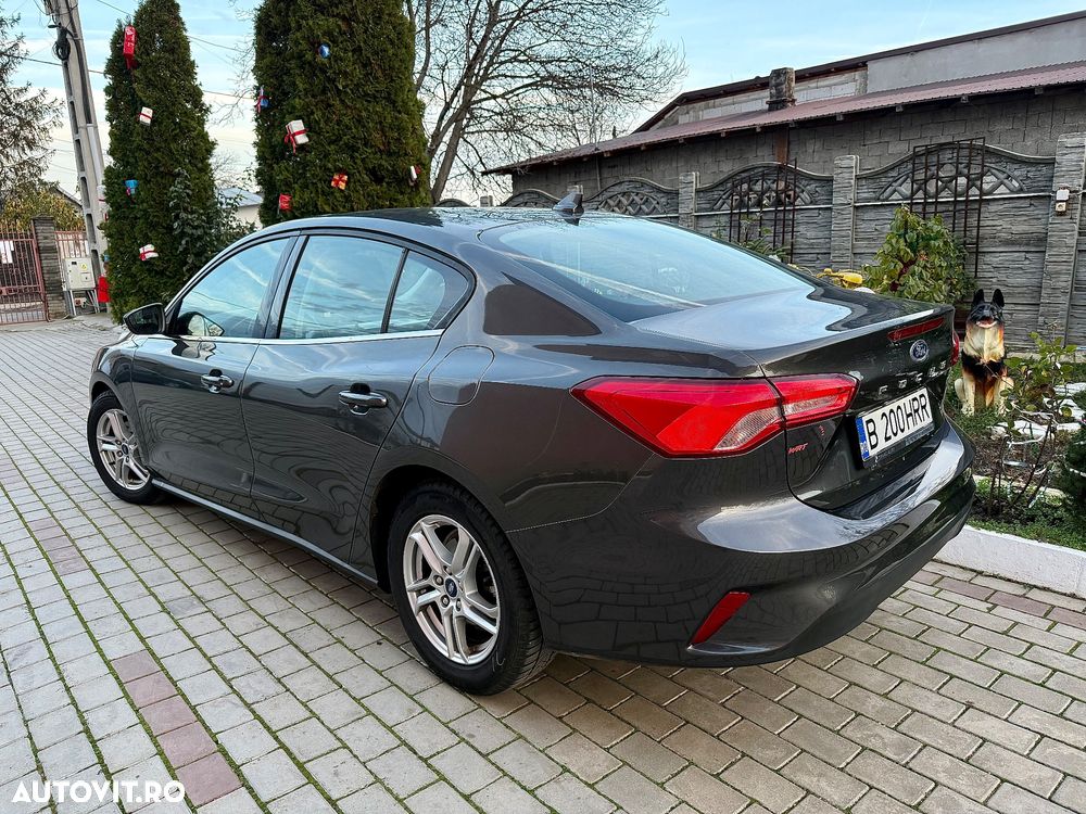 Ford Focus 1.0 EcoBoost Titanium - 3