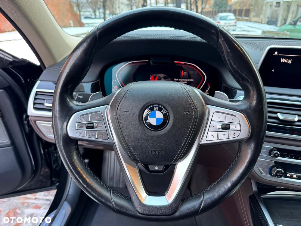 BMW Seria 7 740d xDrive - 30