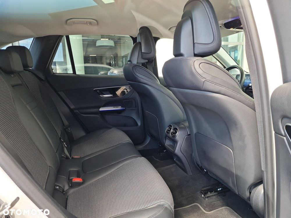 Mercedes-Benz GLC 220 d mHEV 4-Matic Avantgarde - 15