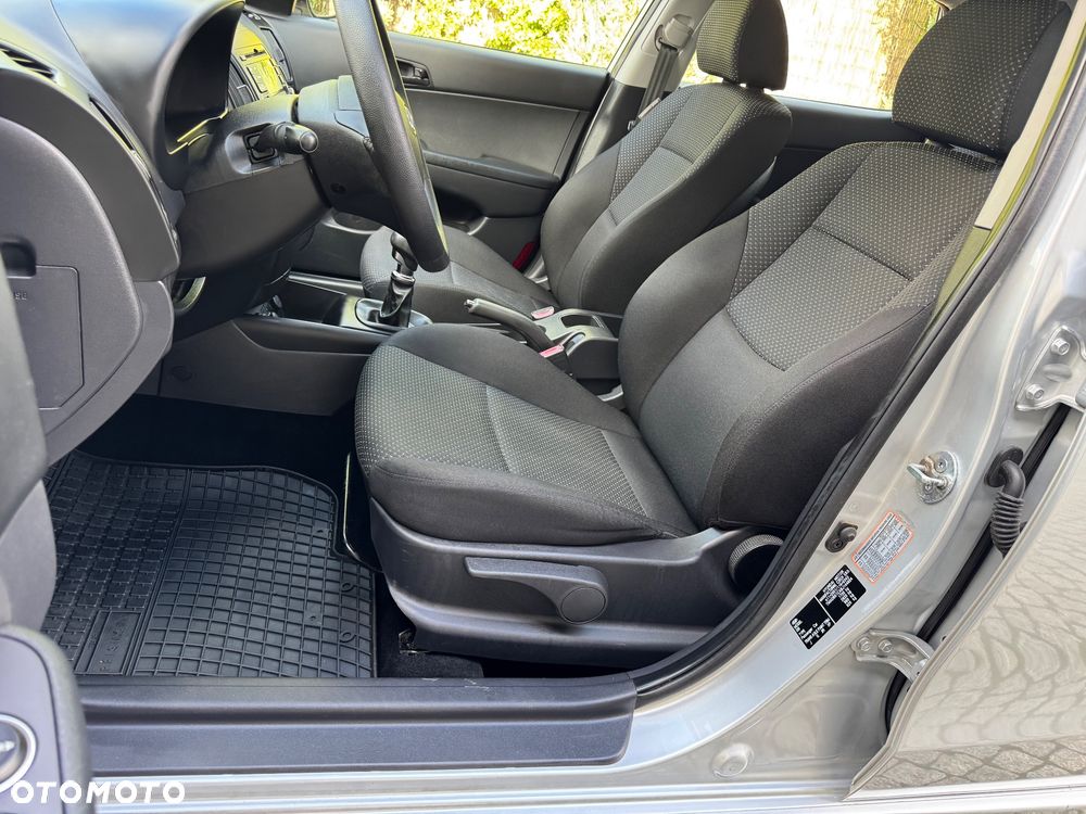 Hyundai i30 1.4 Edition 20 - 19