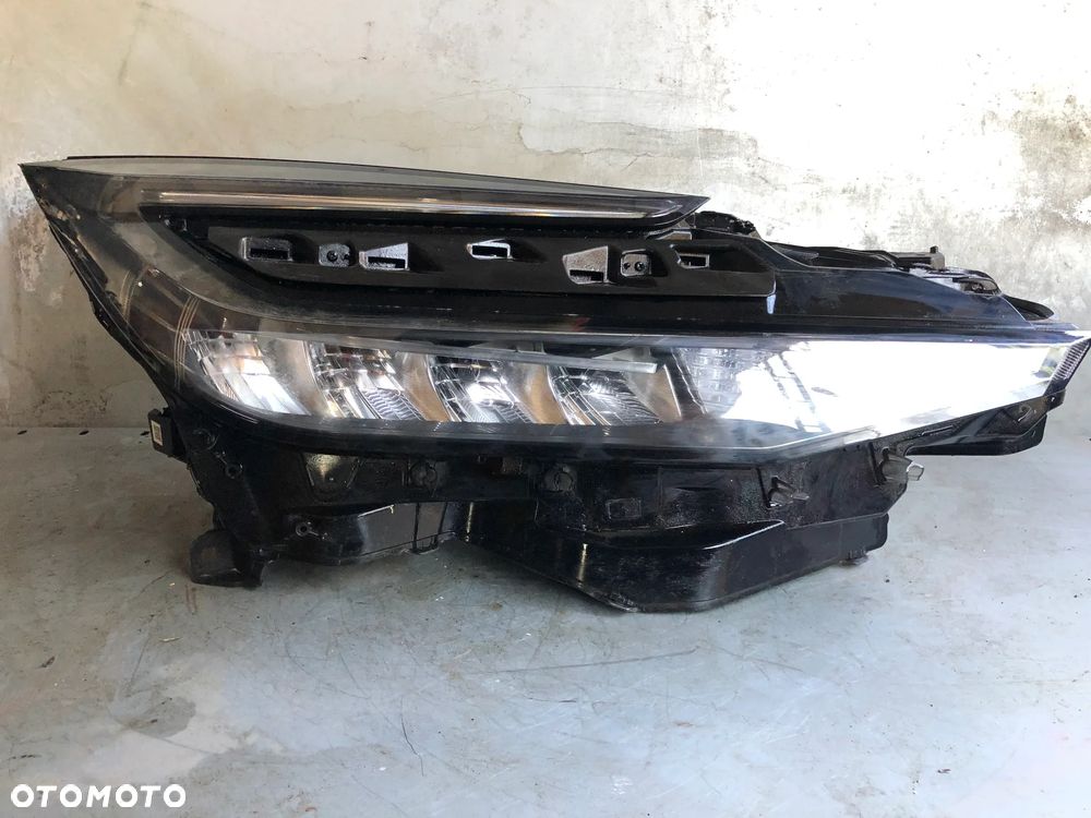 LA-51 . Lampa Prawy Przód 81110 f4220-00 Toyota CHR II 2025R FULL LED Uszkodzona - Gwarancja Wysyłka - 4