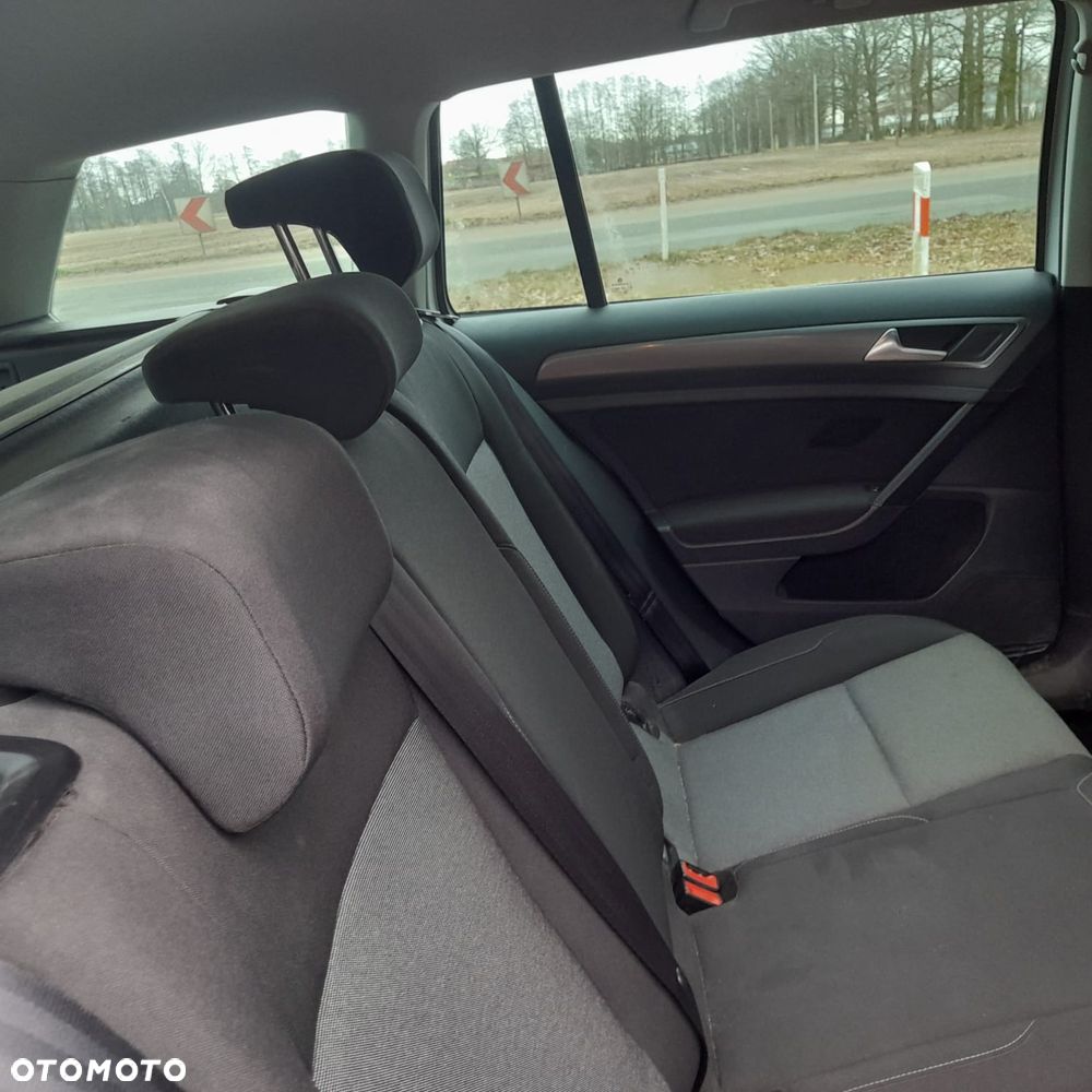 Volkswagen Golf 1.6 TDI BlueMotion Trendline - 3