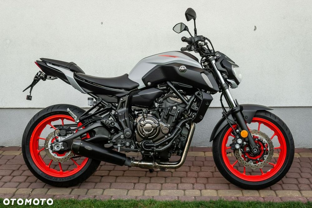 Yamaha MT - 3