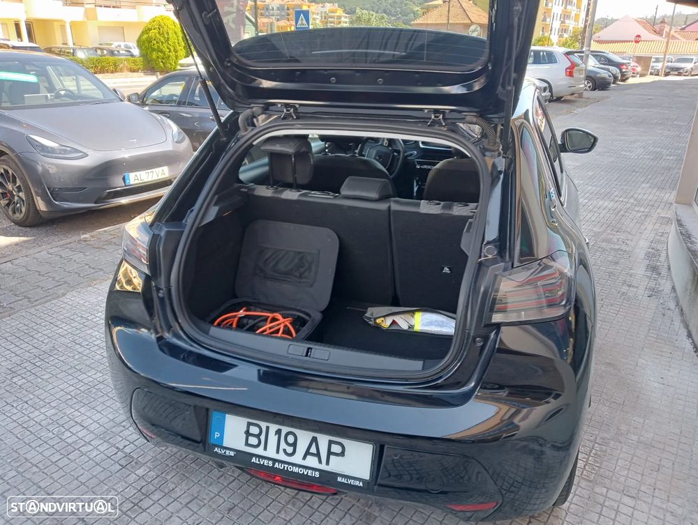 Peugeot e-208 50 kWh Allure - 23