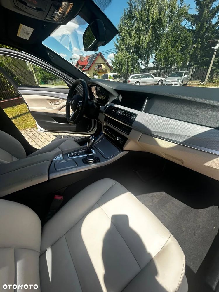BMW Seria 5 535i Touring Sport-Aut Luxury Line - 19
