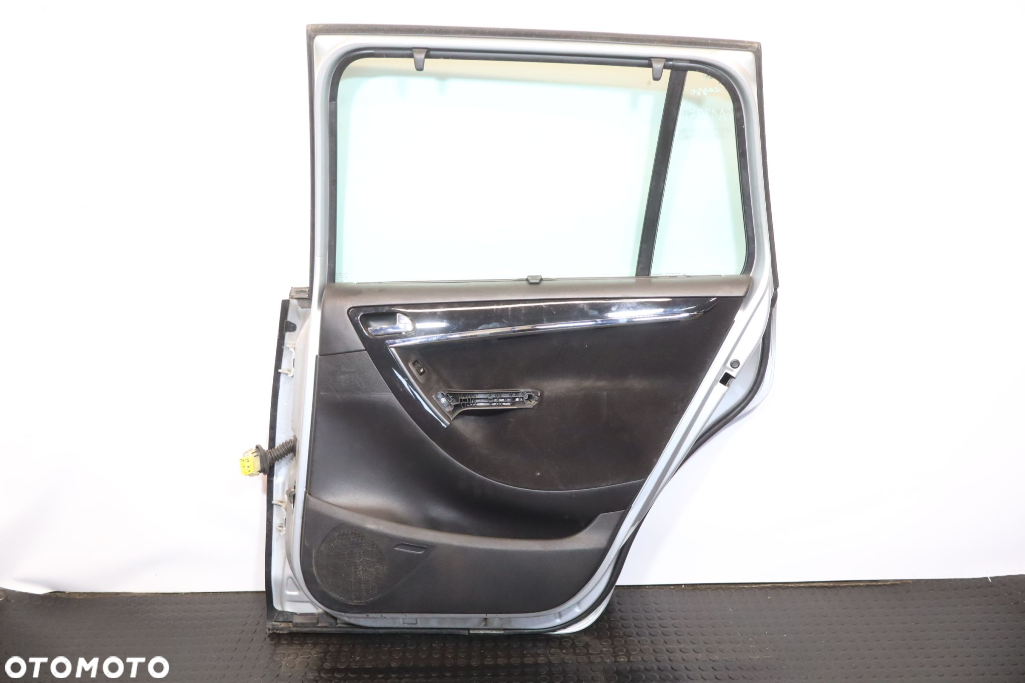 DRZWI PRAWY TYŁ C4 GRAND PICASSO EZRC MINIVAN - 2