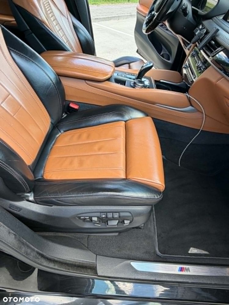 BMW X6 xDrive40d - 13