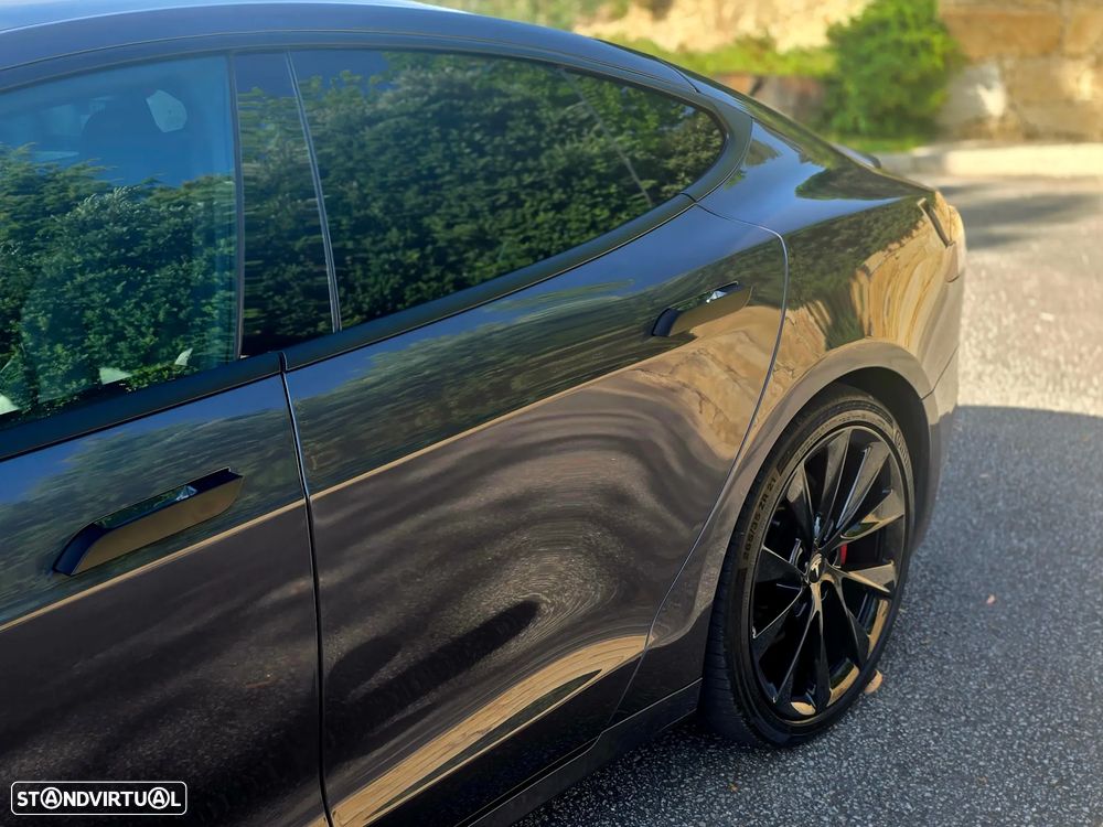 Tesla Model S Performance - 5
