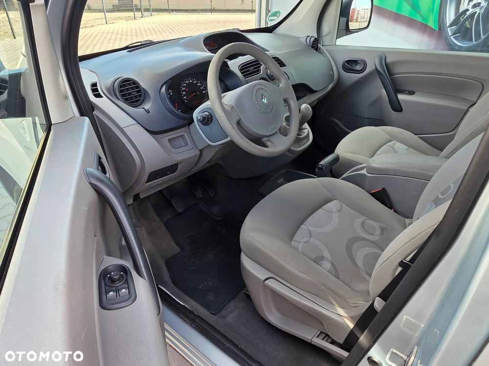 Renault Kangoo 1.6 16V Helios - 10