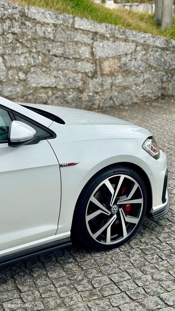VW Golf 2.0 TSI GTI DSG Performance - 27