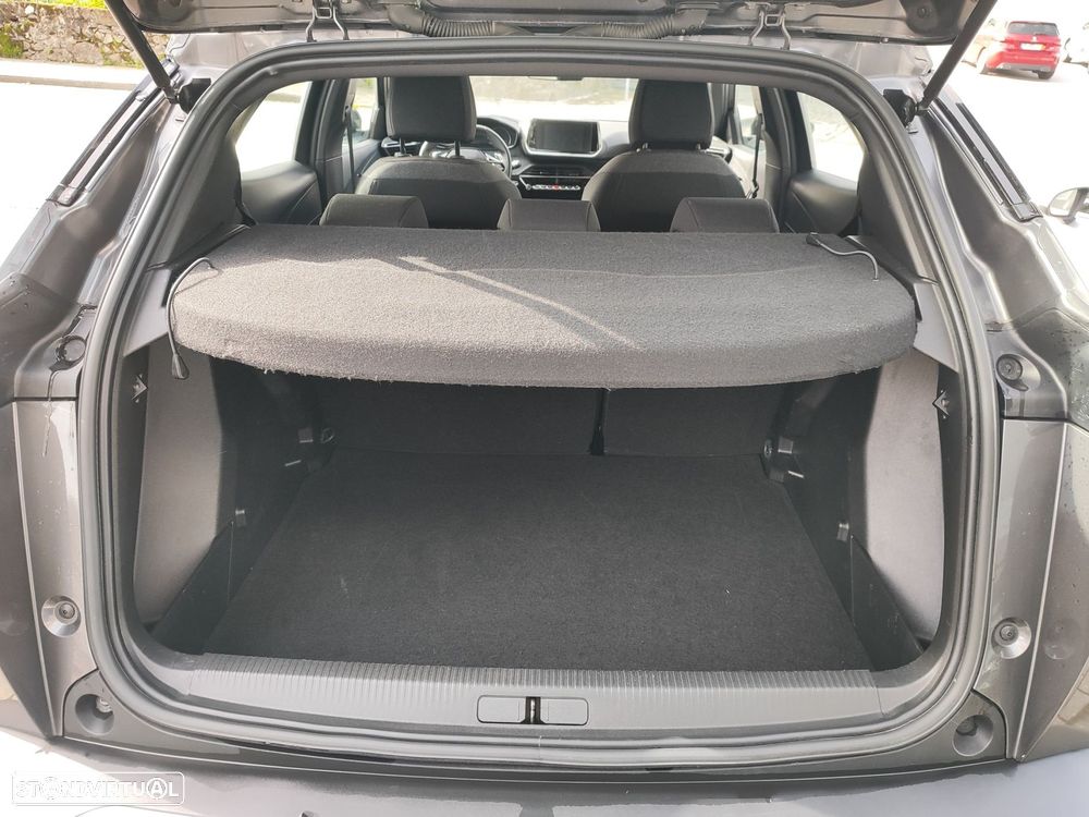 Peugeot 2008 1.5 BlueHDi Allure Pack EAT8 - 13