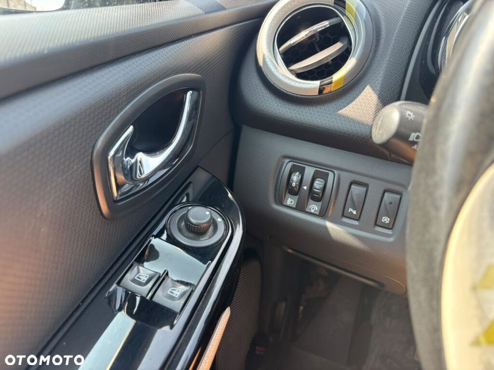 Renault Clio TCe 90 Dynamique - 8