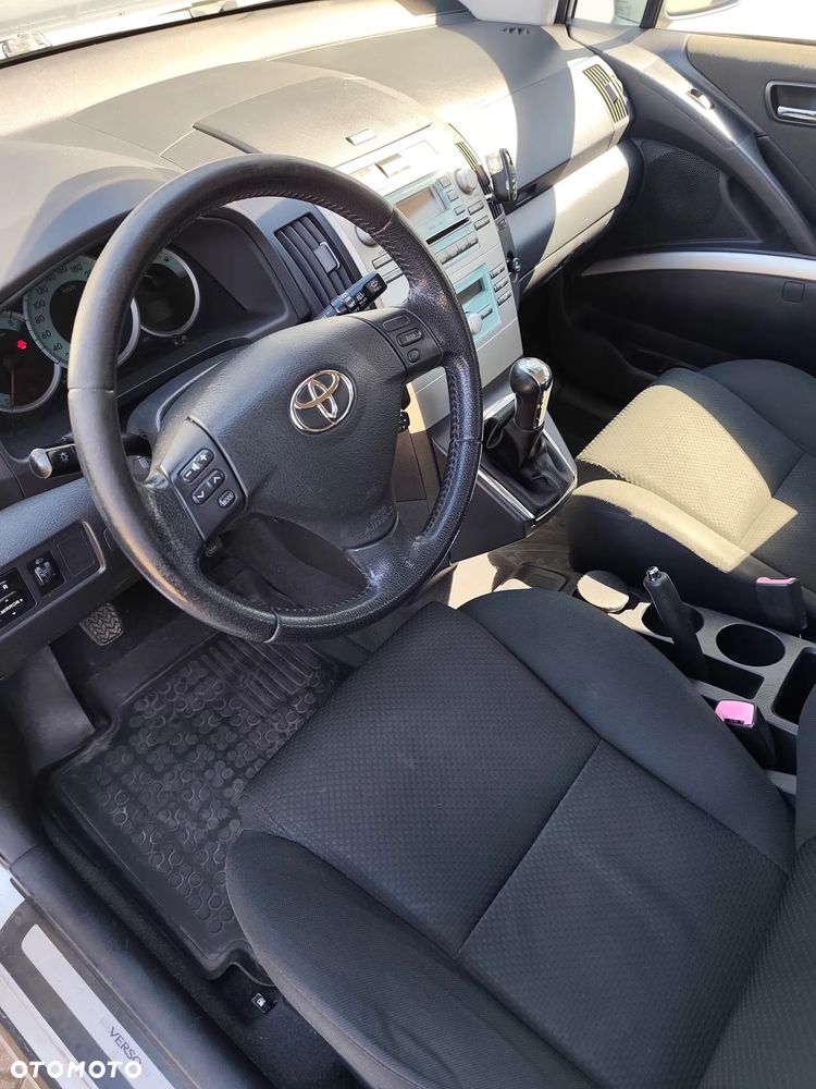 Toyota Corolla Verso 1.8 Sol + 7os - 6