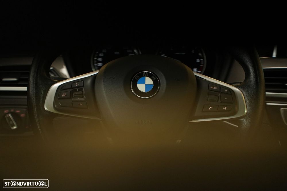 BMW X1 16 d sDrive xLine Auto - 36