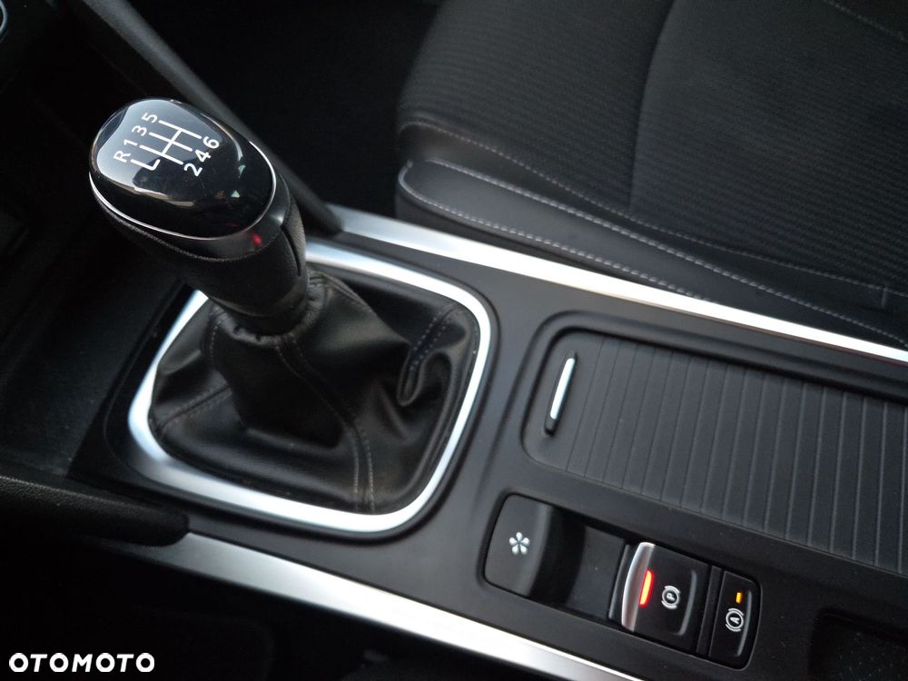 Renault Megane 1.3 TCe Techno - 23