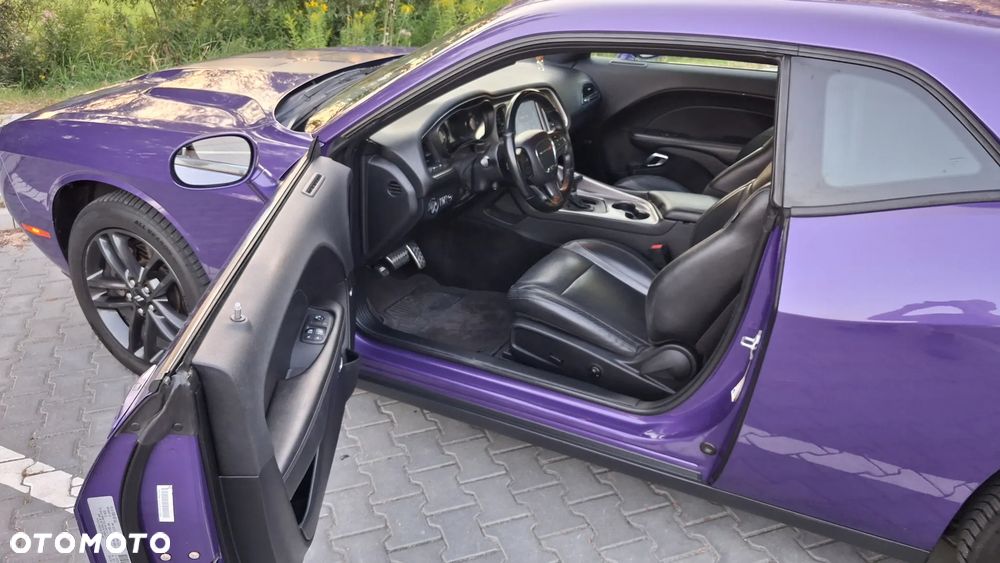 Dodge Challenger Automatik SXT Plus - 36