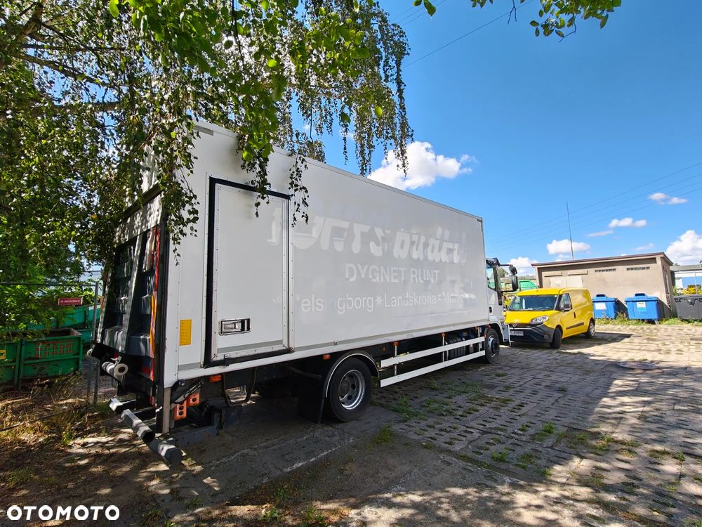 Iveco EUROCARGO 120e25 - 18