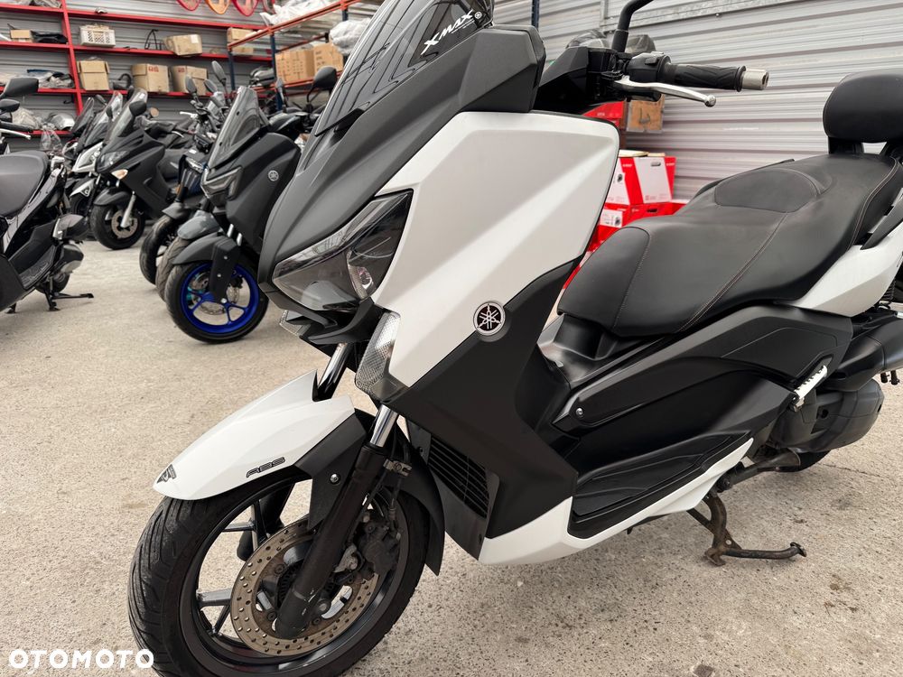 Yamaha X-max - 19