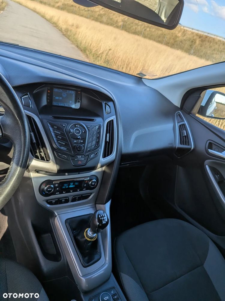 Ford Focus - 12