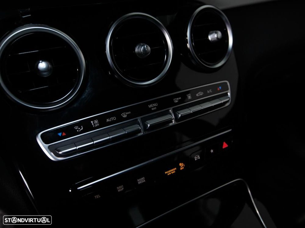 Mercedes-Benz GLC 300 de Coupé 4Matic - 22