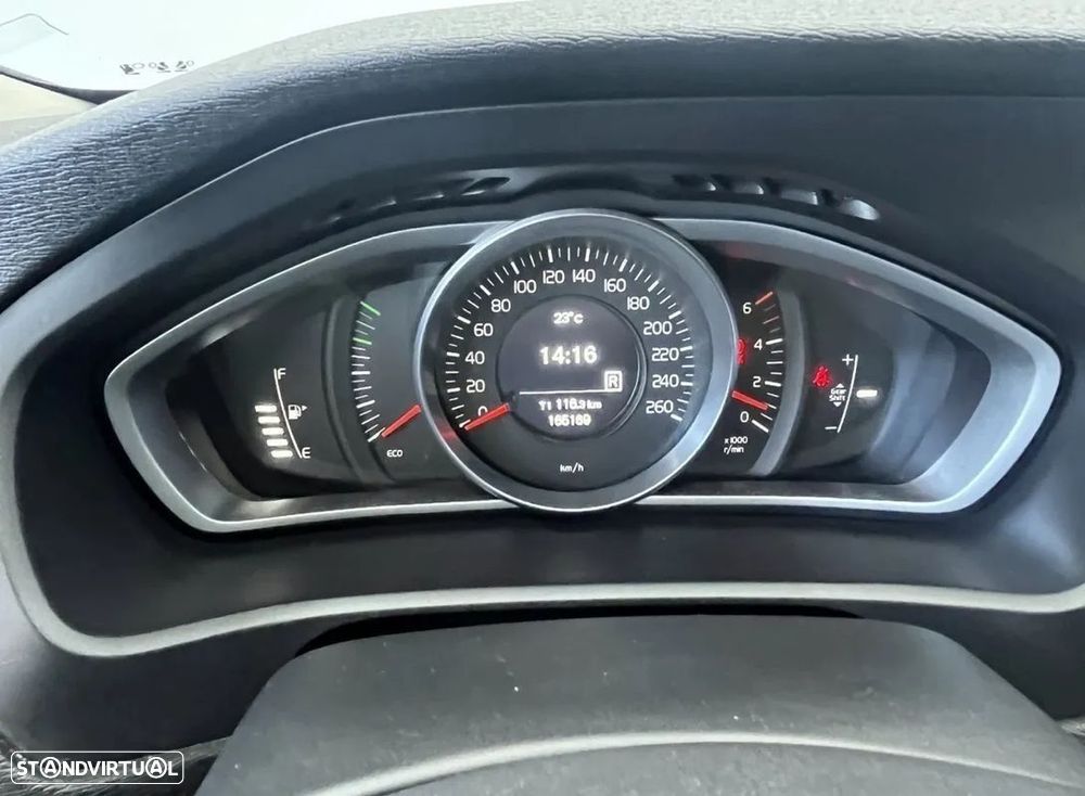 Volvo V40 1.6 D2 Eco Momentum - 16