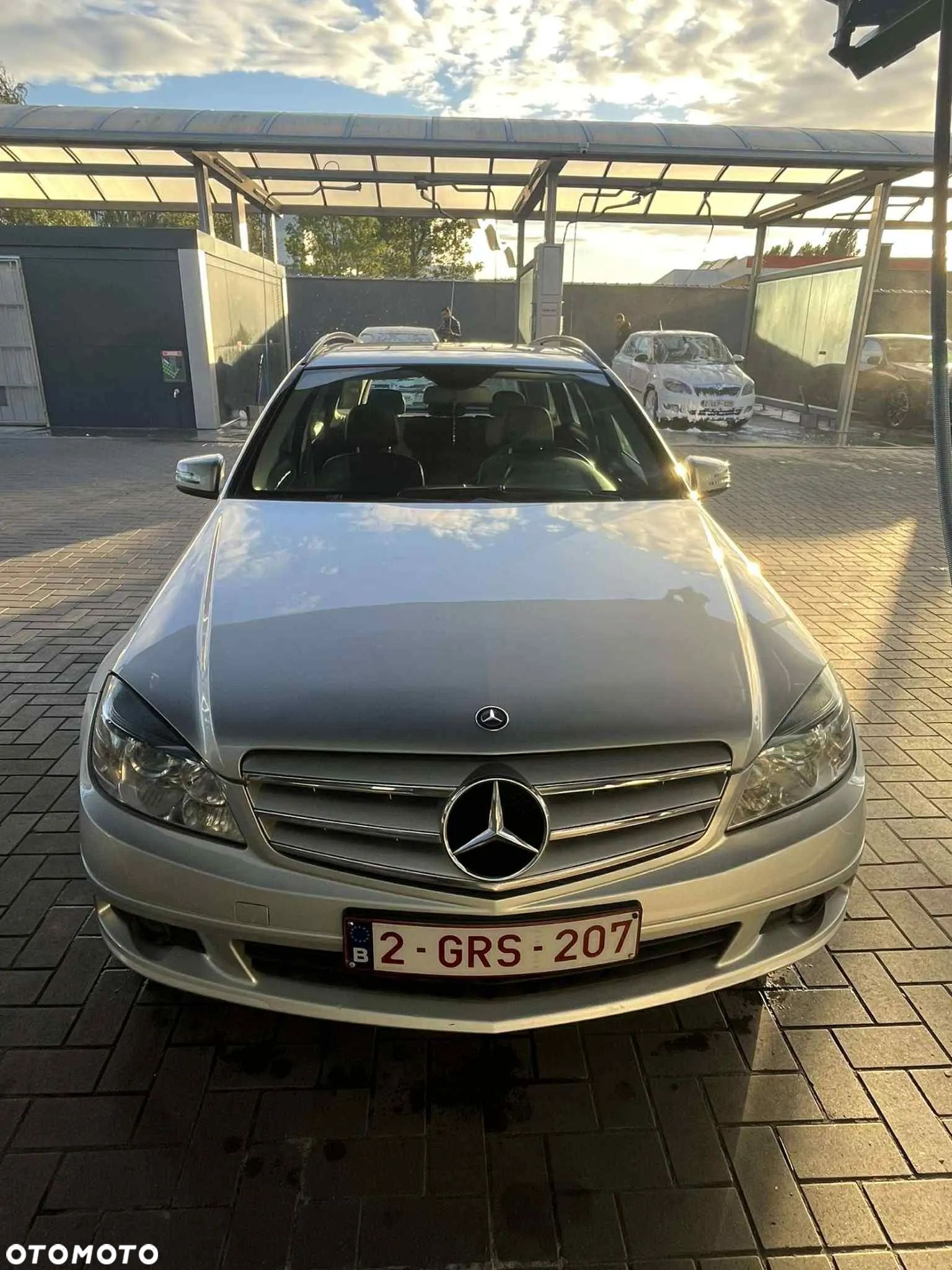 Mercedes-Benz Klasa C 180 T CDI DPF (BlueEFFICIENCY) Avantgarde - 1