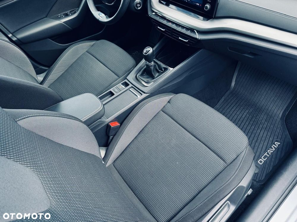 Skoda Octavia 1.5 TSI ACT Ambition - 16