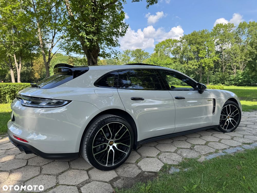 Porsche Panamera 4 E-Hybrid Platinum Edition - 8