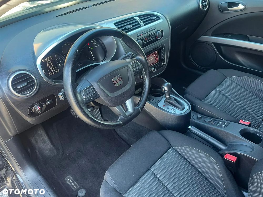 Seat Leon 1.8 TSI DSG Style - 5