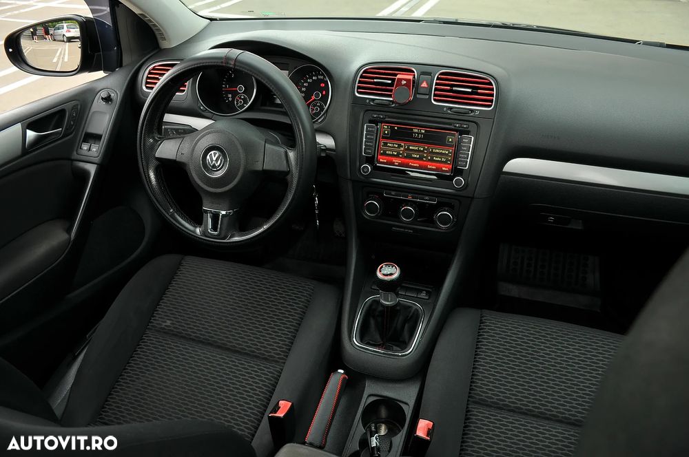 Volkswagen Golf - 4