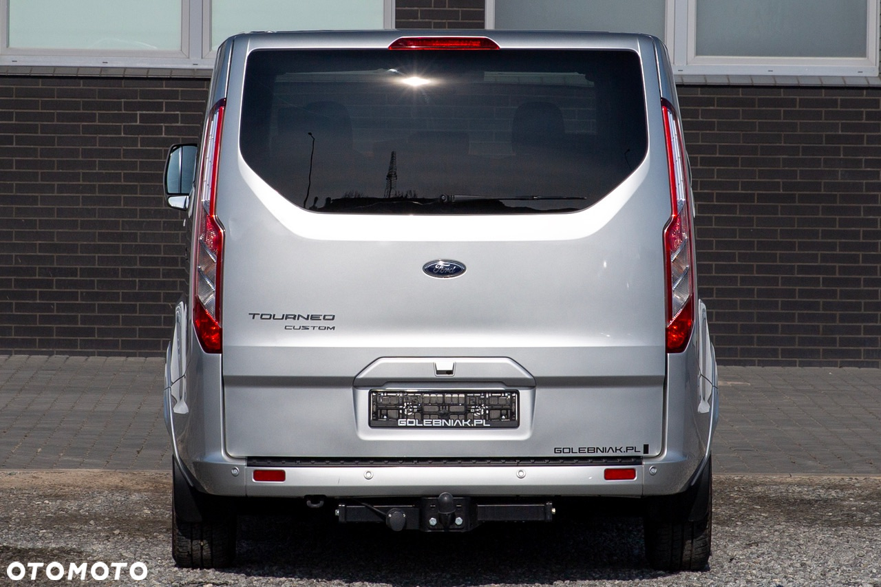 Ford Tourneo Custom - 7