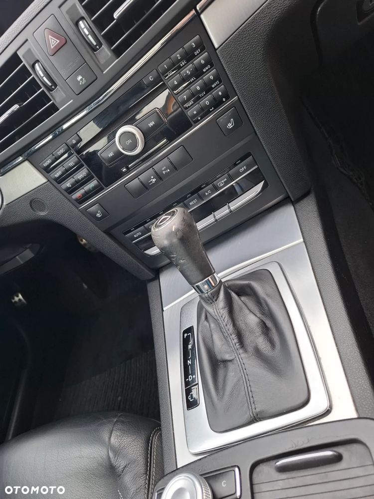 Mercedes-Benz Klasa E - 30