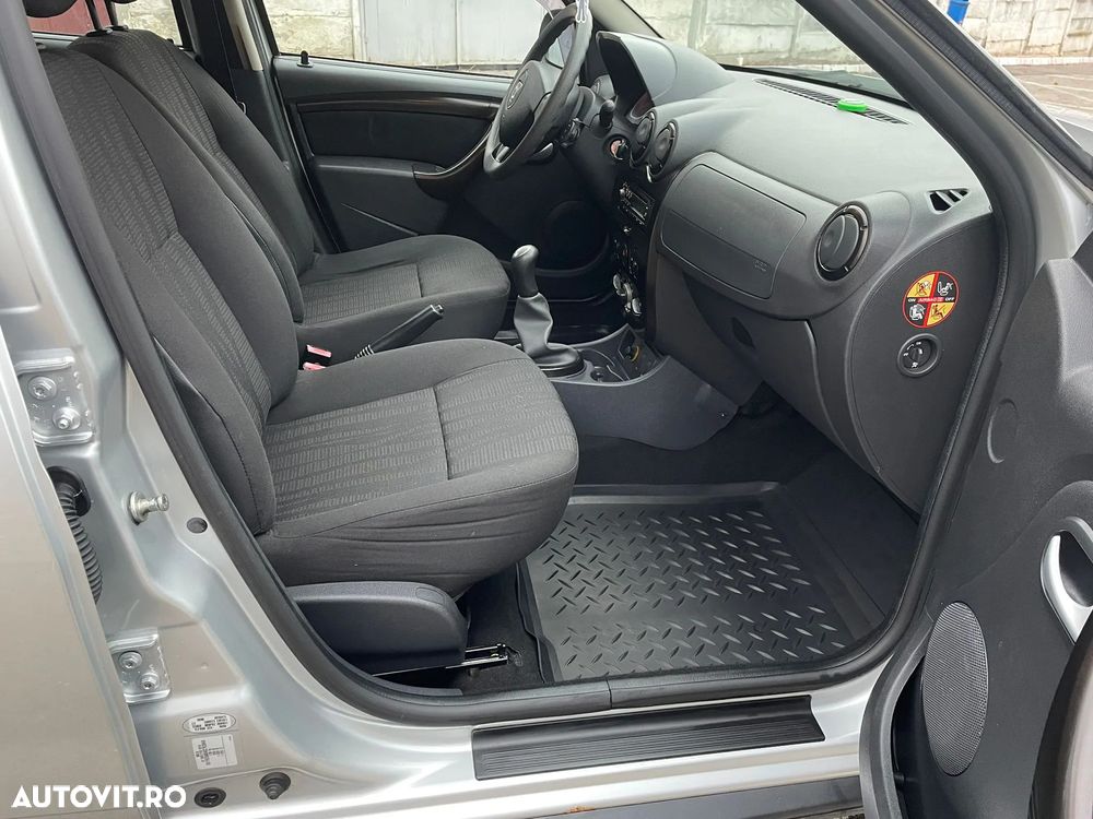Dacia Duster 1.5 dCi 4x2 Laureate - 10