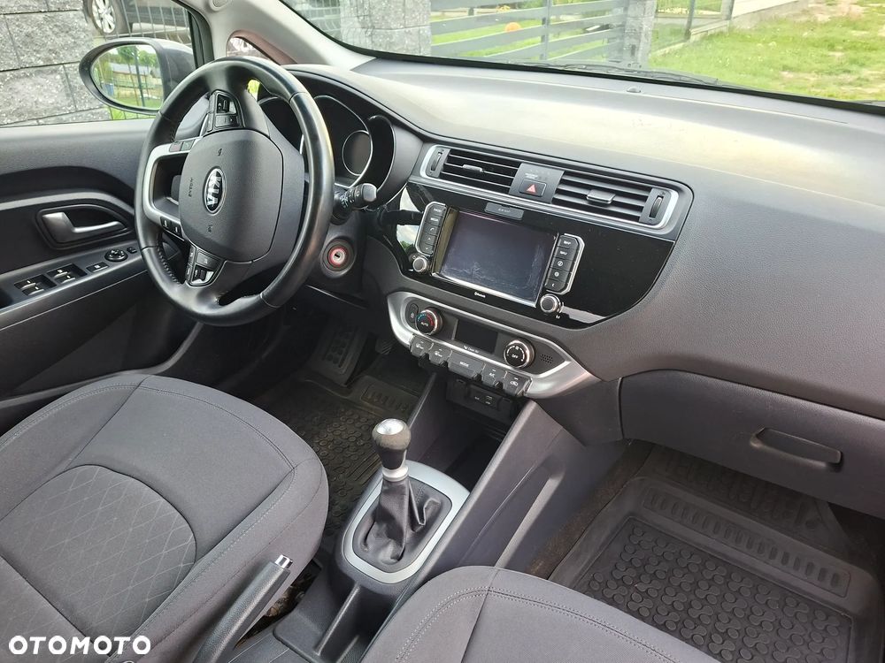 Kia Rio 1.2 Dream Team Edition - 7