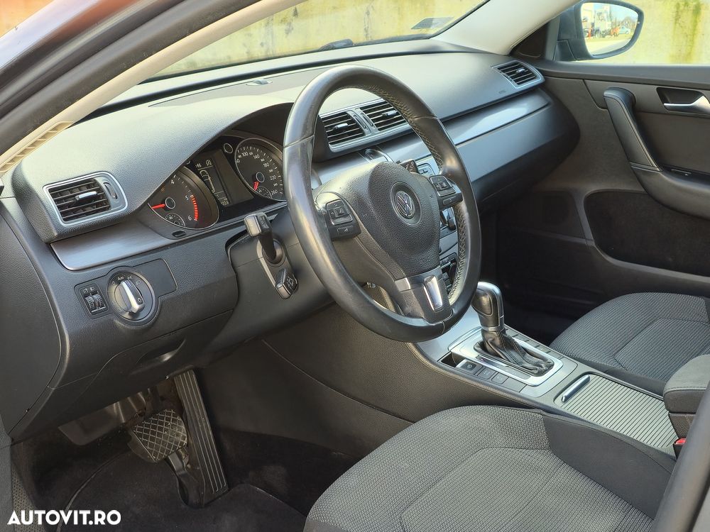 Volkswagen Passat Variant 2.0 TDI DSG BlueMotion Technology Comfortline - 15